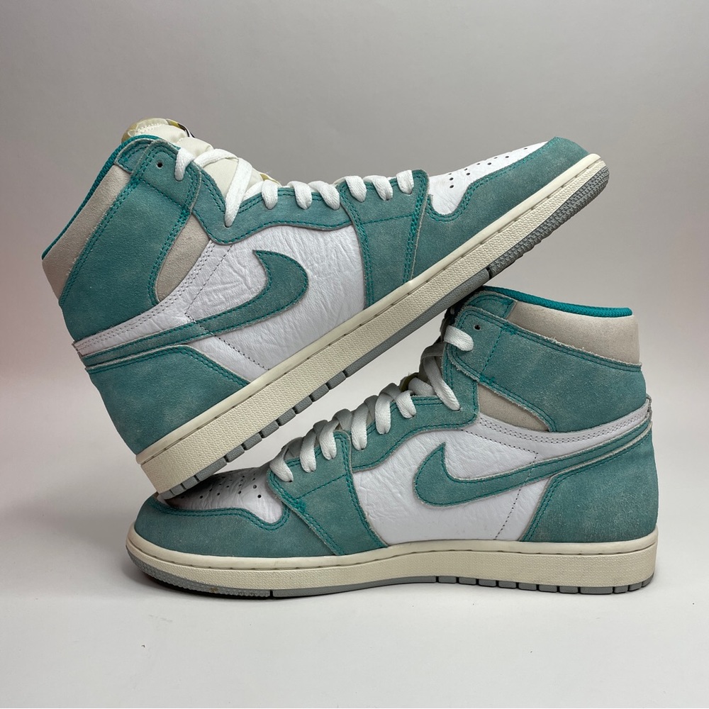 Nike Air Jordan 1 Retro High OG “Turbo Green” 2023 - Picture 3 of 7